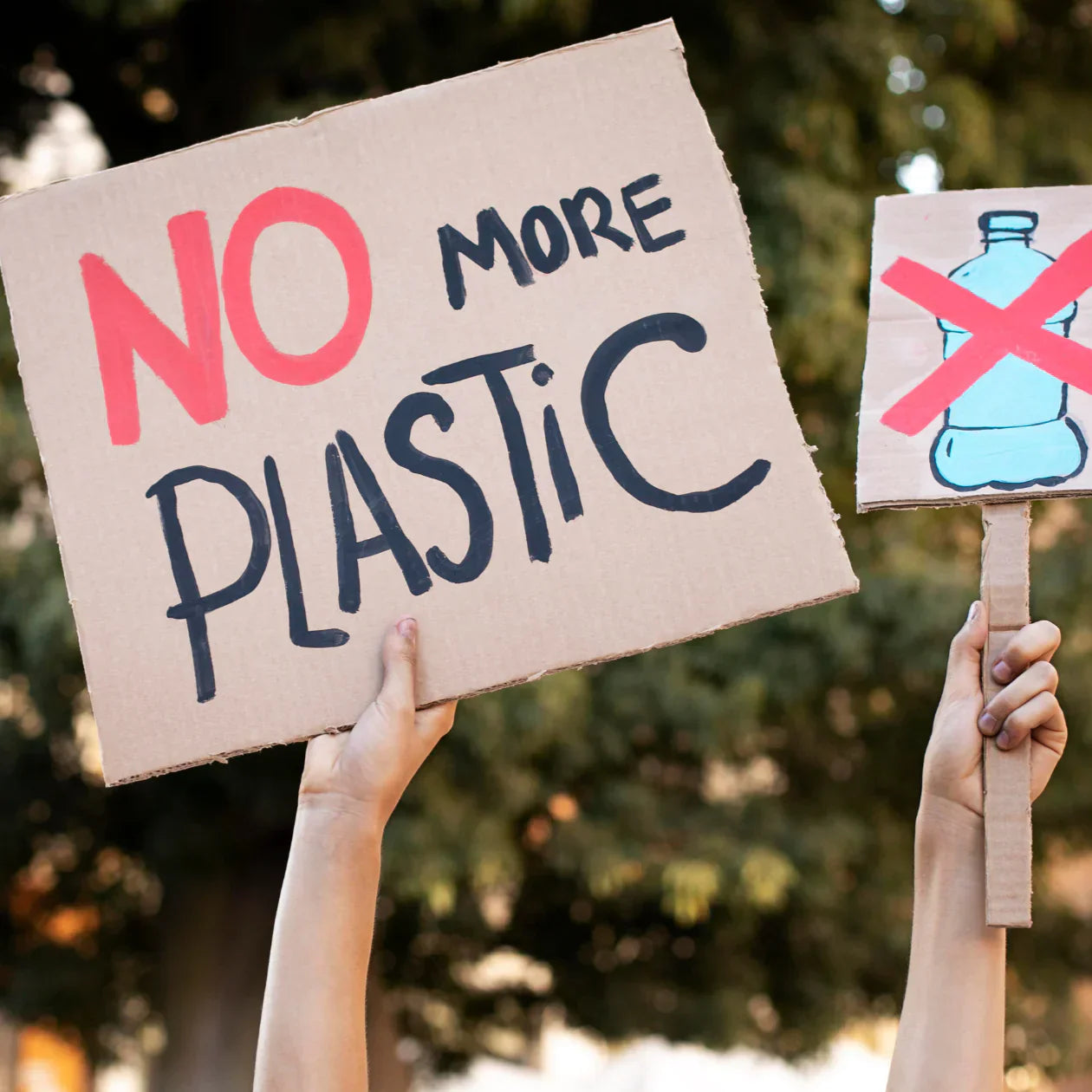 Plastic-Free July: Say No to Single-Use Plastic and Synthetic Clothing