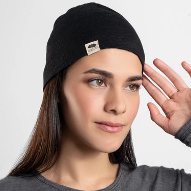 unisex sustainable beanie color black