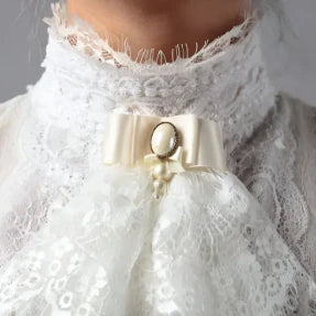 Evolution of fashion: The path that fashion took before becoming a mass industry
