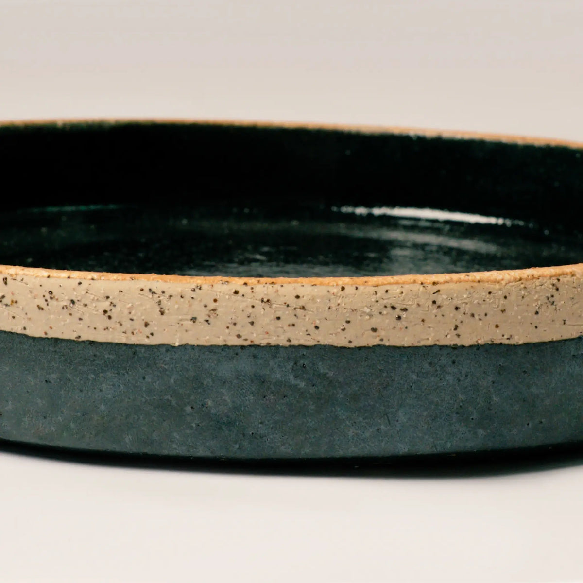 black plate functional color black
