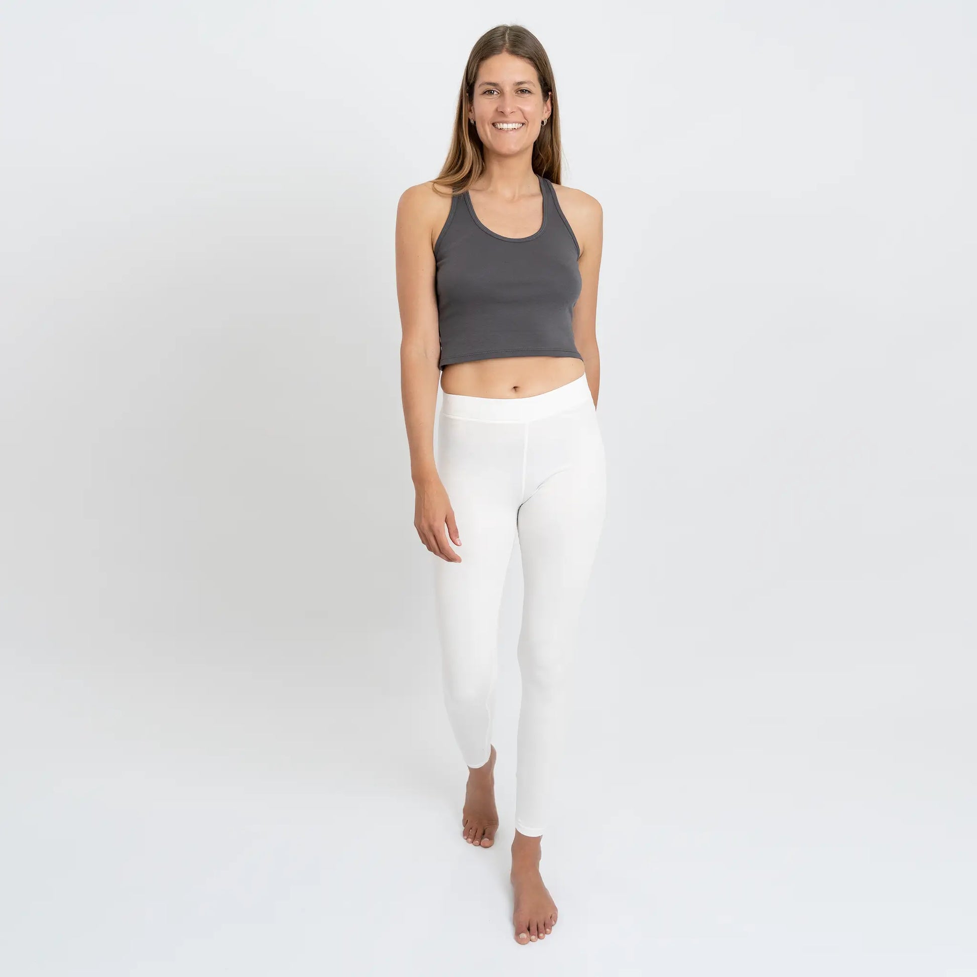 https://www.ecoaya.com/cdn/shop/products/mixpack-womens-organic-pima-cotton-short-tank-leggings-indoor.webp?v=1667412134&width=1946